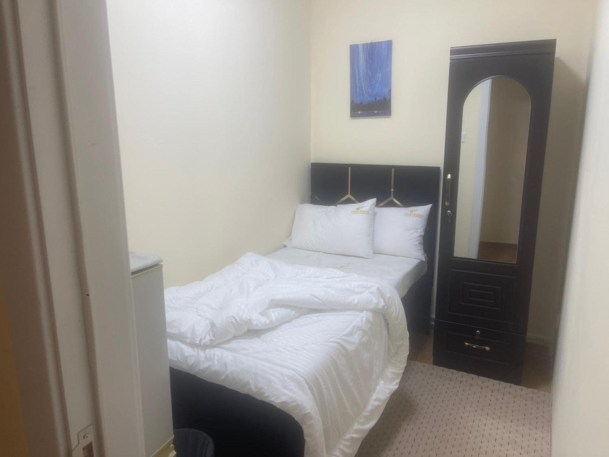 Four Stars Hostel Dubai Eksteriør bilde