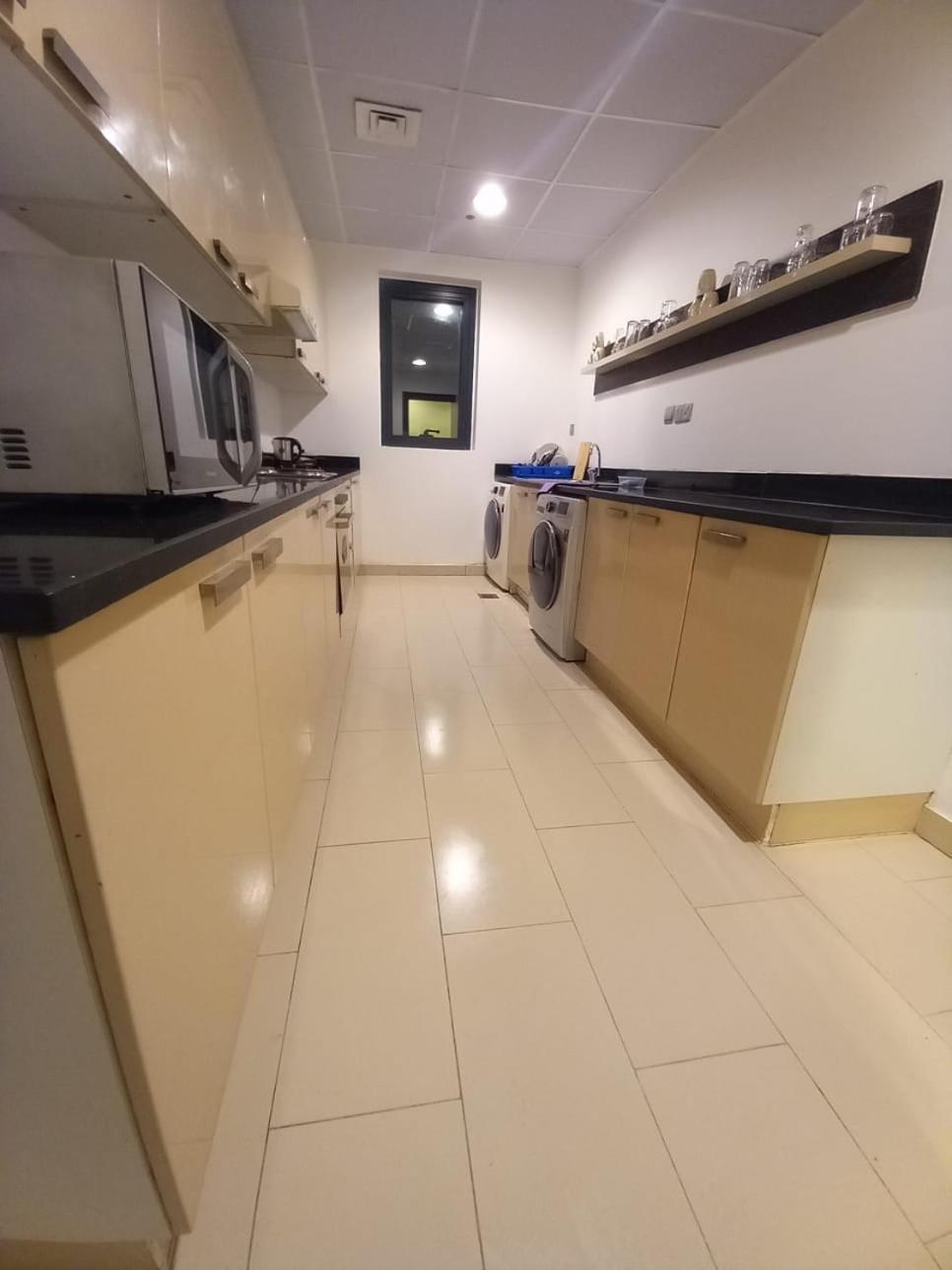 Four Stars Hostel Dubai Eksteriør bilde