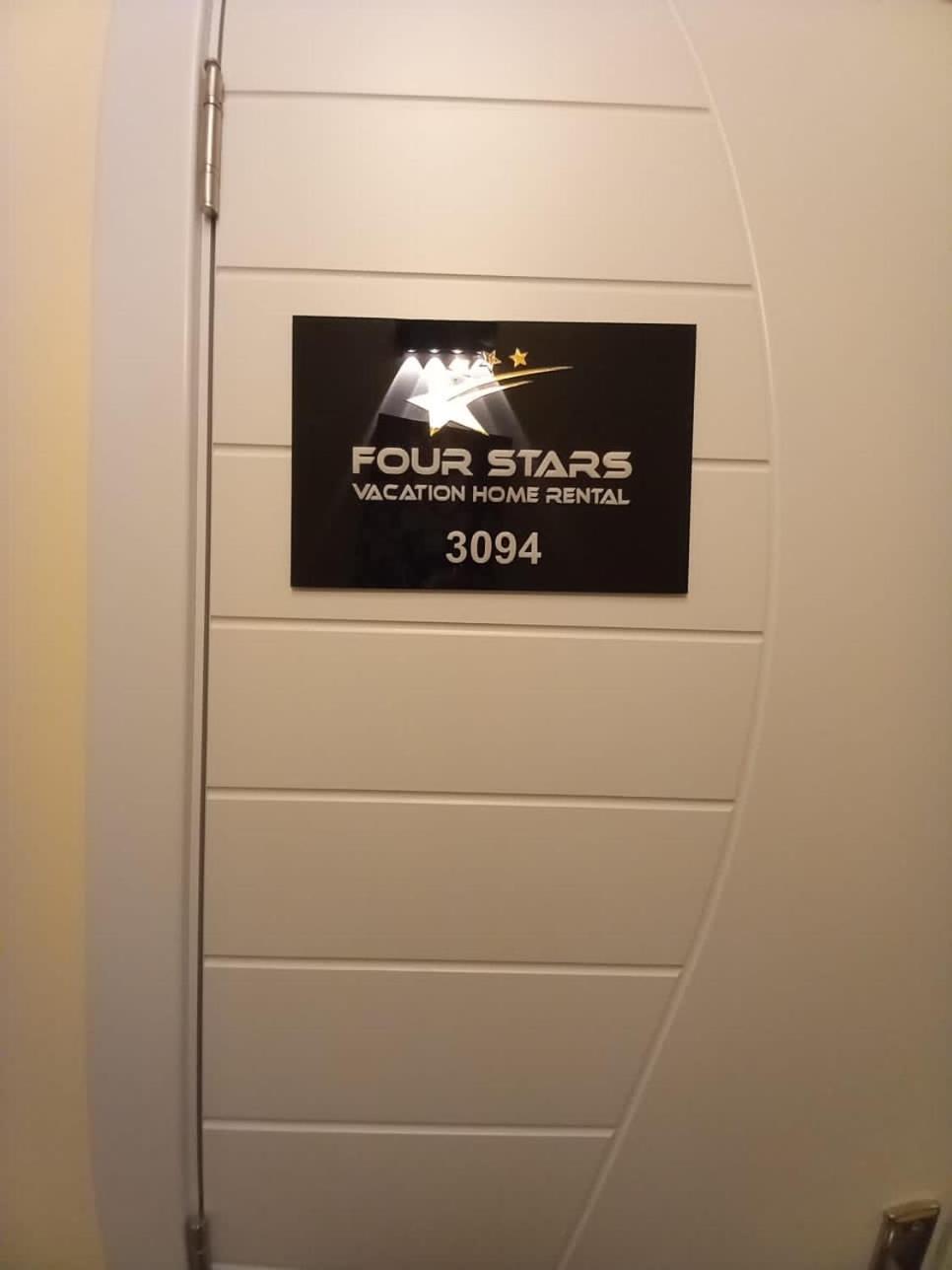 Four Stars Hostel Dubai Eksteriør bilde